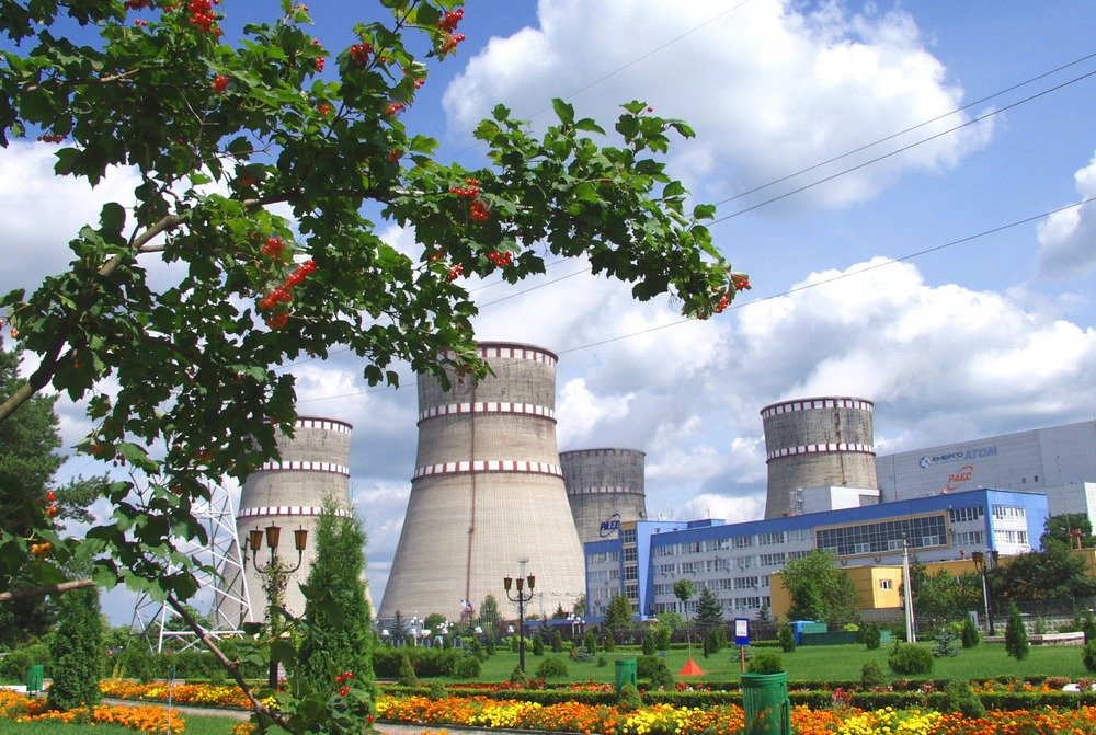 Россия даст Венгрии почти €10 млрд в долг на строительство АЭС