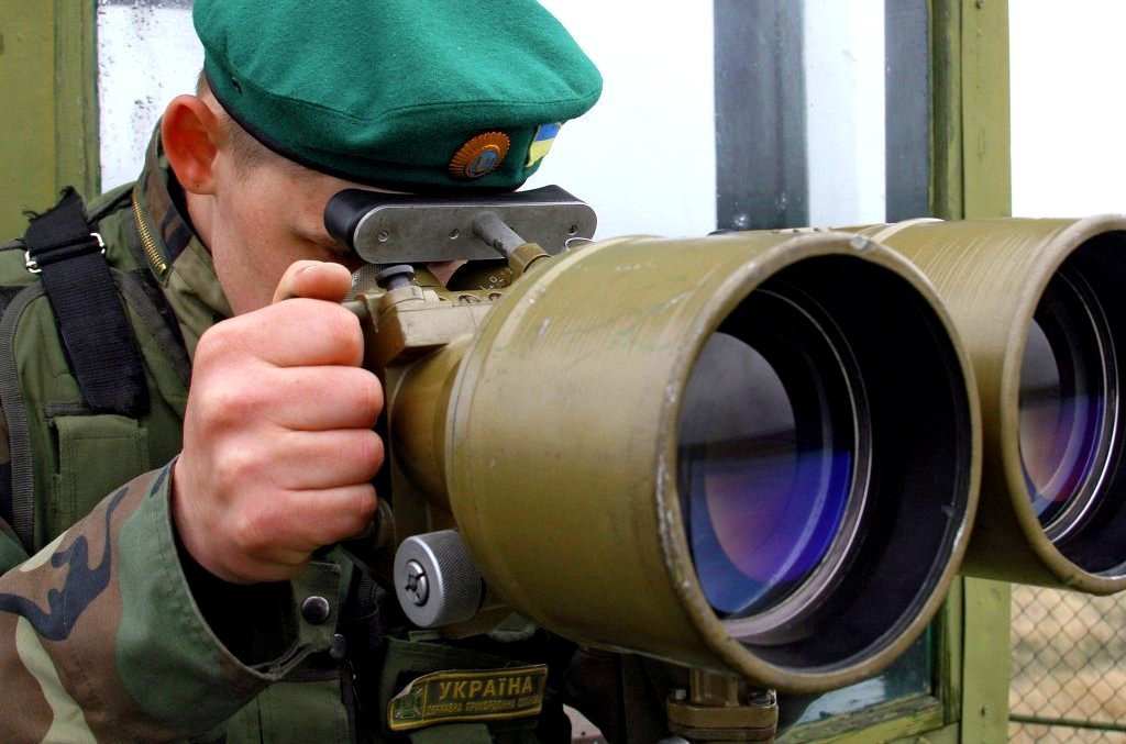 Украина подтвердила отвод войск РФ от границы, но с одним "но"