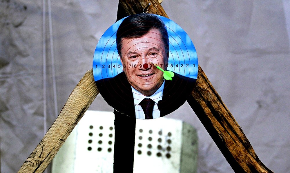Янукович «откатил» Турчинову и Авакову