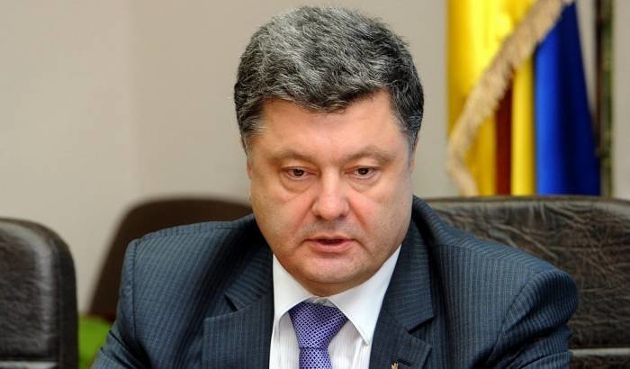 Порошенко объявил о наступлении на Донбассе